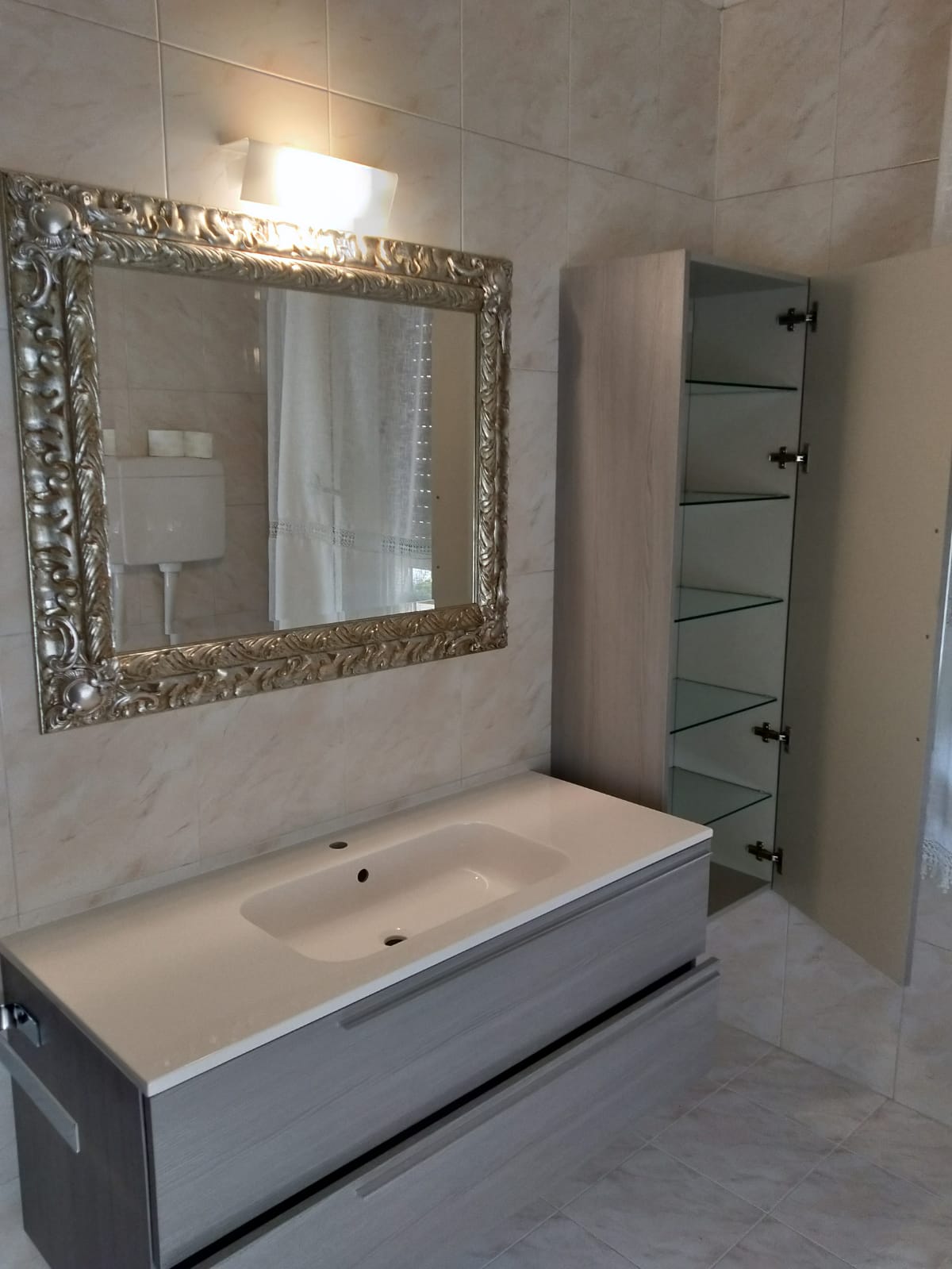 https://www.fornasariarredamenti.it/wp-content/uploads/2019/10/Realizzazione-4-Bagno.jpg